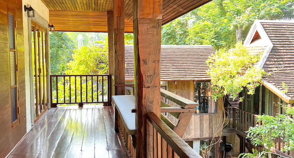 For rent and for sale 5 bedrooms house in Mueang Chiang Mai, Chiang Mai