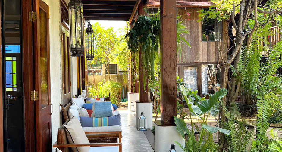 For rent and for sale 5 bedrooms house in Mueang Chiang Mai, Chiang Mai