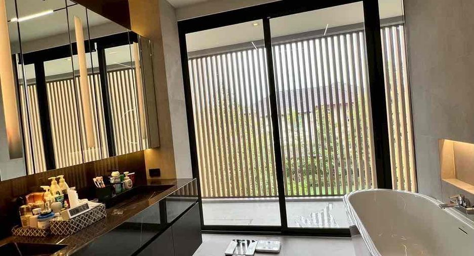 For sale 5 ベッドルーム house in Bang Phli, Samut Prakan