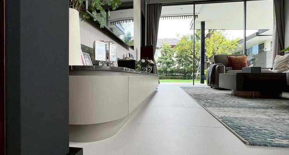 For sale 5 ベッドルーム house in Bang Phli, Samut Prakan