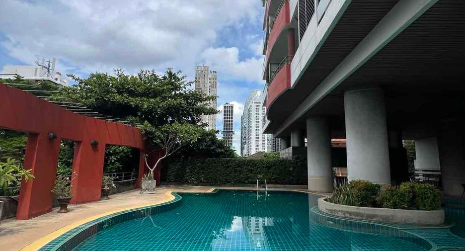 For sale and for rent 3 bedrooms condo in Phaya Thai, Bangkok
