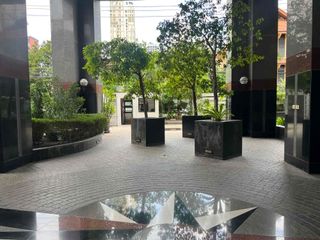 For sale そして for rent 3 ベッドルーム condo in Phaya Thai, Bangkok