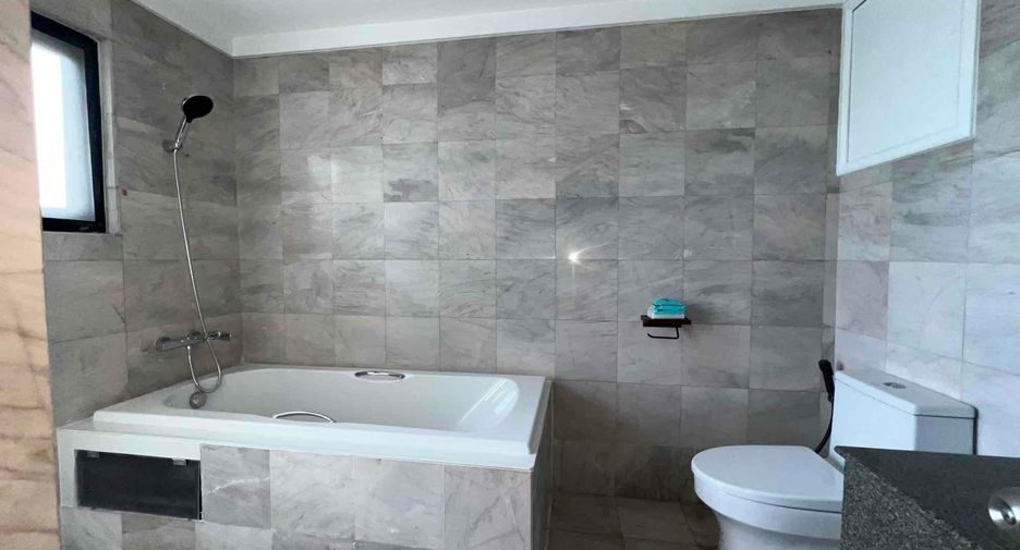 For sale and for rent 3 bedrooms condo in Phaya Thai, Bangkok