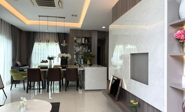 Casa en venta de 3 habitaciones en Lat Krabang, Bangkok