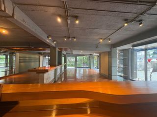 For rent retail Space in Khlong Toei, Bangkok