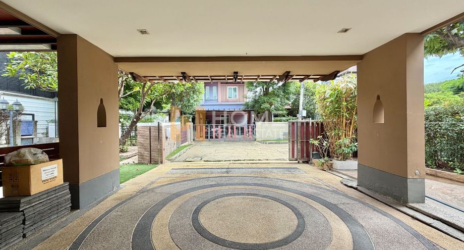 Haus zum Kauf mit 3 Zimmer in Mueang Nonthaburi, Nonthaburi