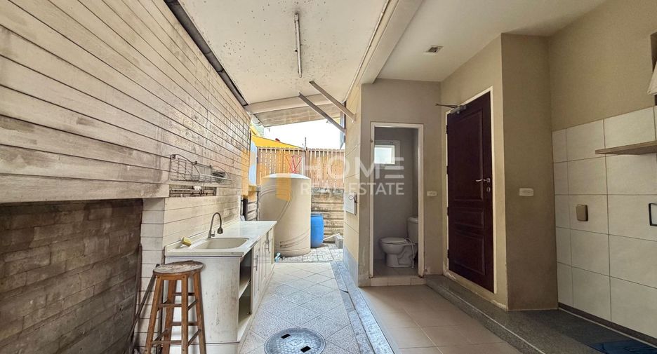 Haus zum Kauf mit 3 Zimmer in Mueang Nonthaburi, Nonthaburi