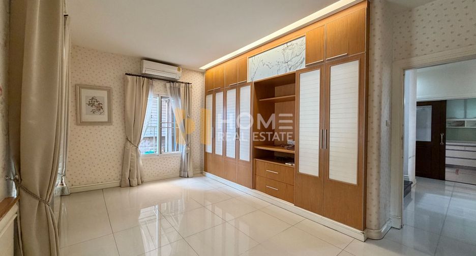 Haus zum Kauf mit 3 Zimmer in Mueang Nonthaburi, Nonthaburi