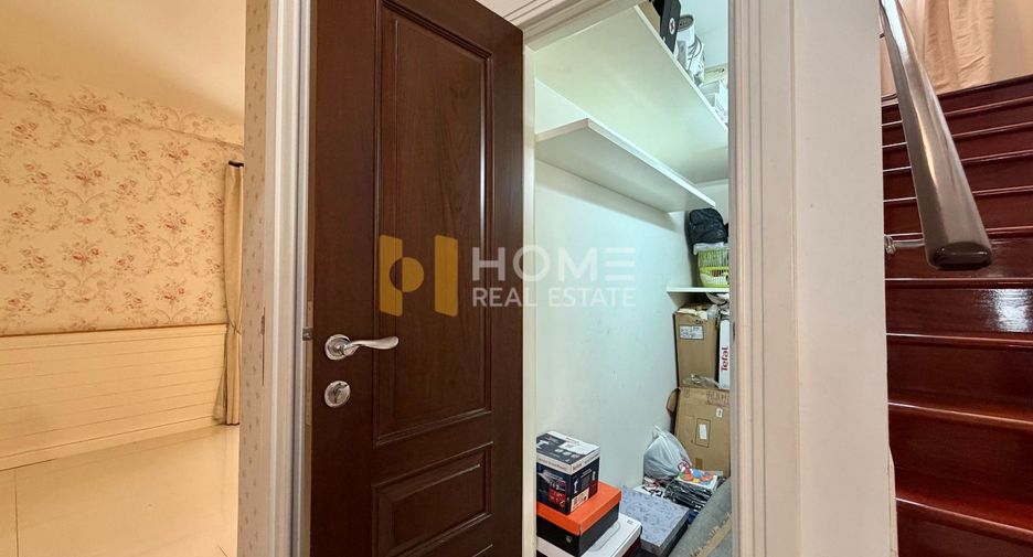 Haus zum Kauf mit 3 Zimmer in Mueang Nonthaburi, Nonthaburi