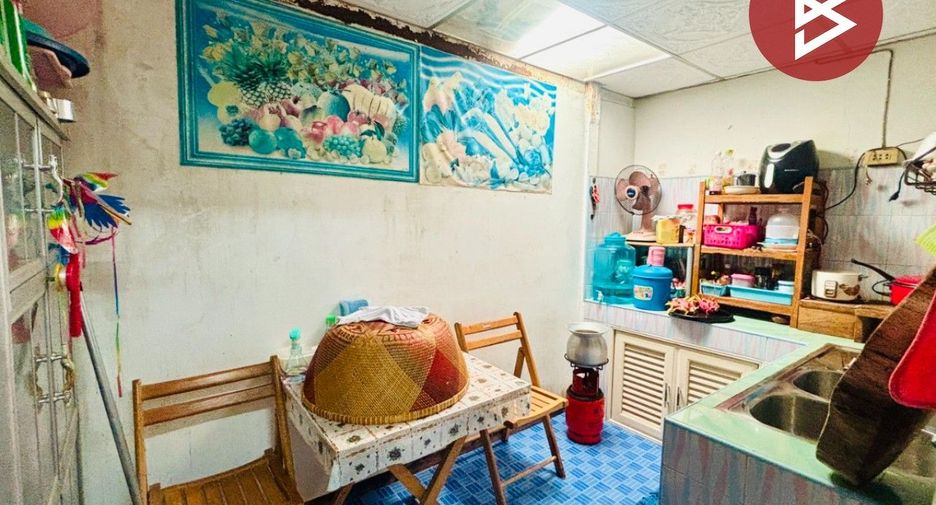出售 3 卧室 独立屋 在 Phanat Nikhom, Chon Buri