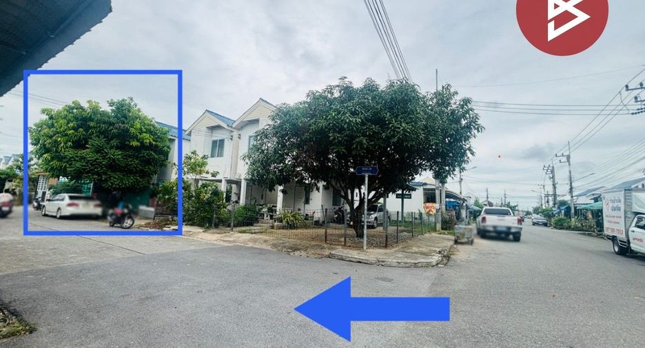 出售 3 卧室 独立屋 在 Phanat Nikhom, Chon Buri