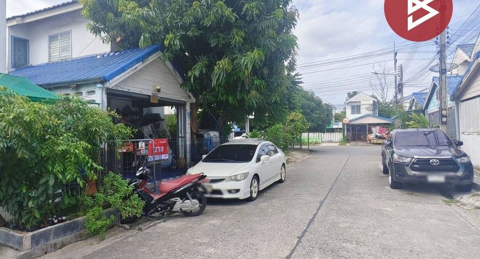 出售 3 卧室 独立屋 在 Phanat Nikhom, Chon Buri