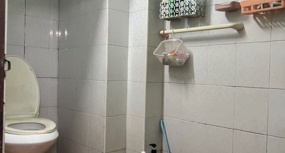 Продажа 3 спальни торговое помещение в Bang Bua Thong, Нонтабури