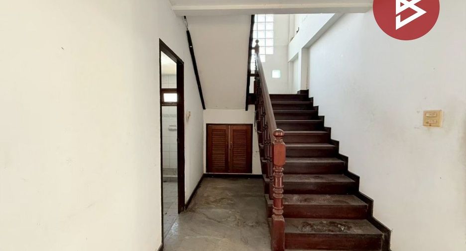 À vendre 3 chambres maison à Bang Khae, Bangkok