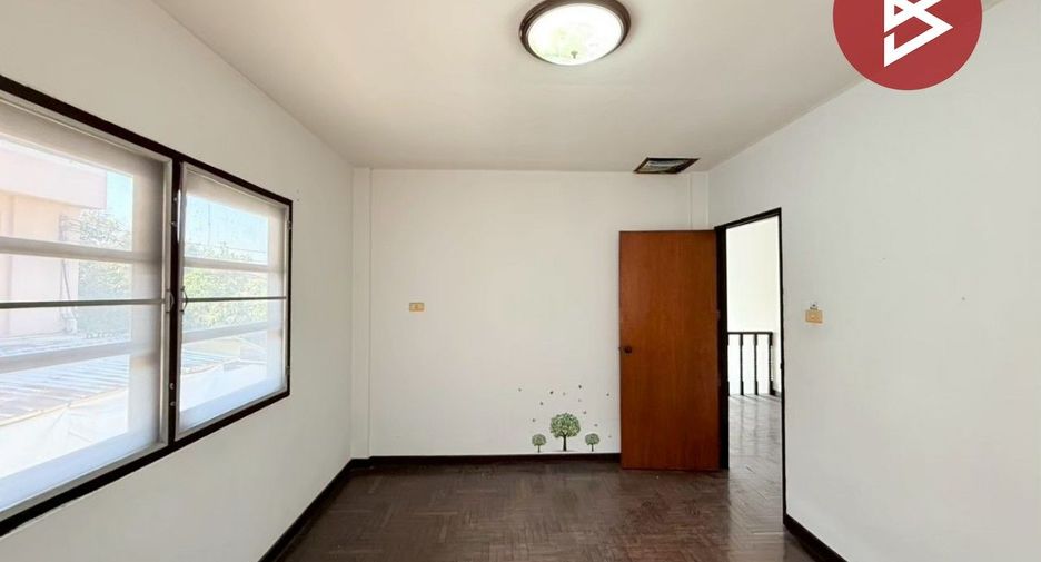 À vendre 3 chambres maison à Bang Khae, Bangkok