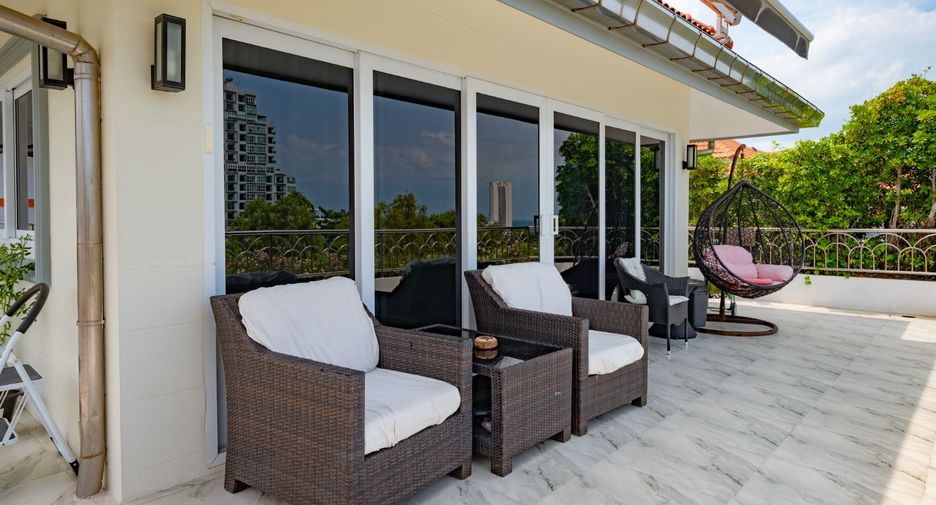 À vendre 3 chambres condo 