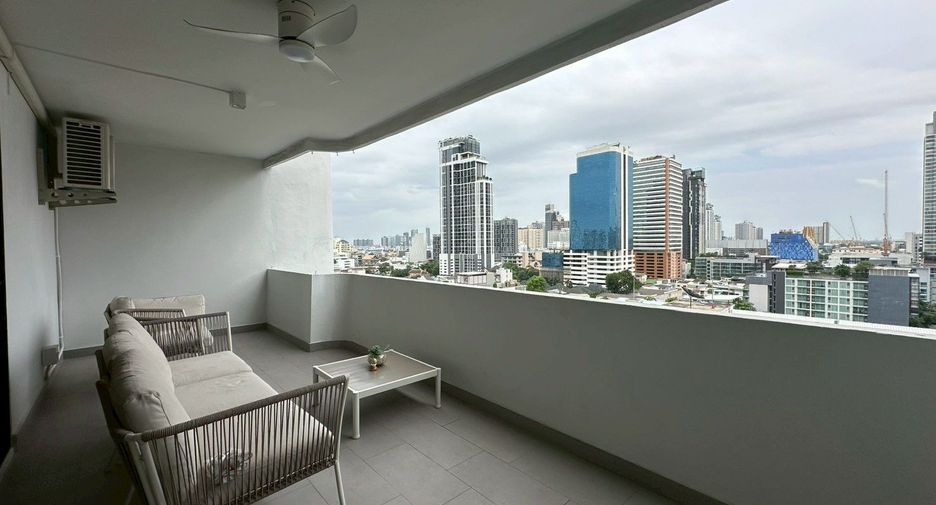For rent 3 ベッドルーム condo in Watthana, Bangkok