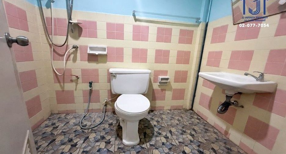 For sale 2 ベッドルーム house in Thanyaburi, Pathum Thani