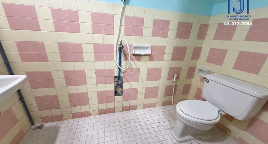 For sale 2 ベッドルーム house in Thanyaburi, Pathum Thani