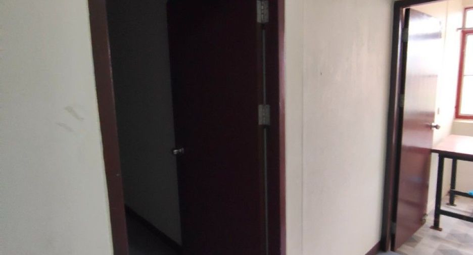 À vendre 1 chambre condo à Phra Samut Chedi, Samut Prakan
