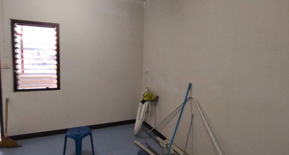 À vendre 1 chambre condo à Phra Samut Chedi, Samut Prakan
