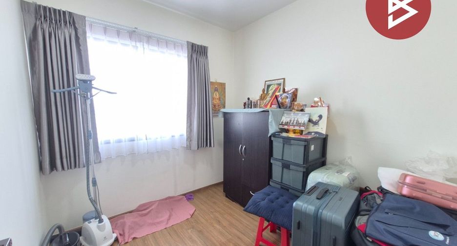 Casa adosada en venta de 3 habitaciones en Mueang Samut Prakan, Samut Prakan