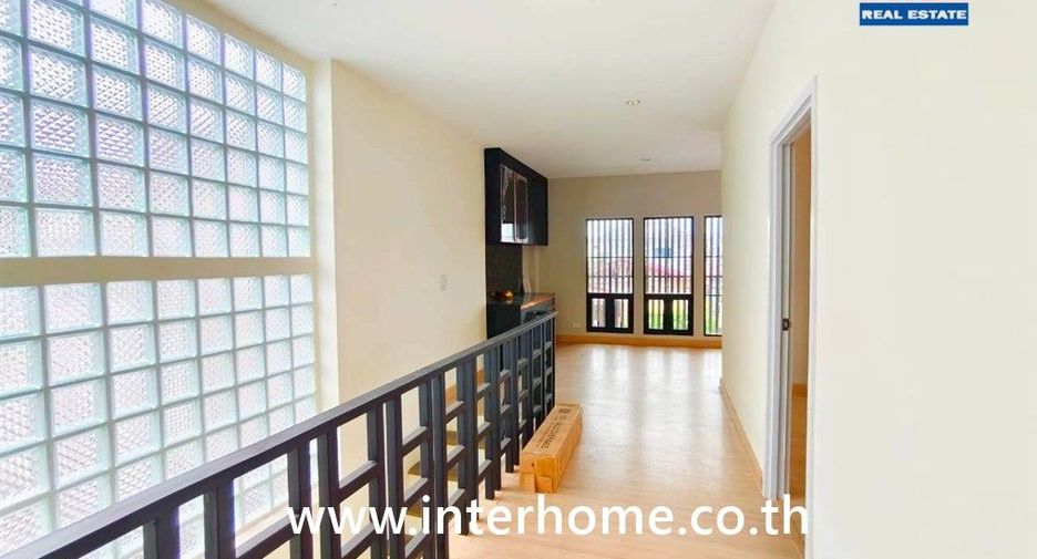 À vendre 5 chambres maison à Don Mueang, Bangkok