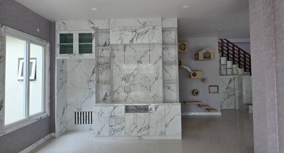 For rent そして for sale 4 ベッドルーム house in Mueang Samut Sakhon, Samut Sakhon