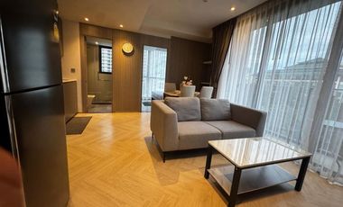 À louer et à vendre 2 chambres condo 