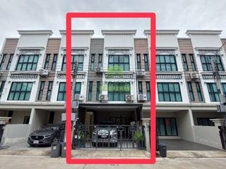 Reihenhaus zum Kauf mit 3 Zimmer in Sai Mai, Bangkok