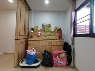 Reihenhaus zum Kauf mit 3 Zimmer in Sai Mai, Bangkok