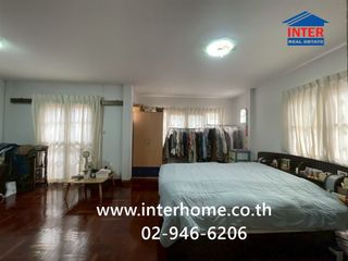 For sale 3 bedrooms house in Bang Kapi, Bangkok