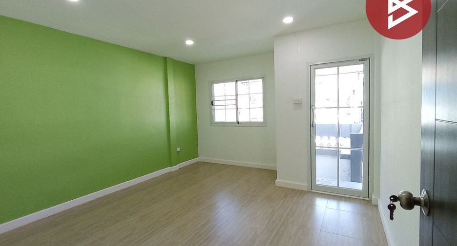 Reihenhaus zum Kauf mit 3 Zimmer in Mueang Kanchanaburi, Kanchanaburi