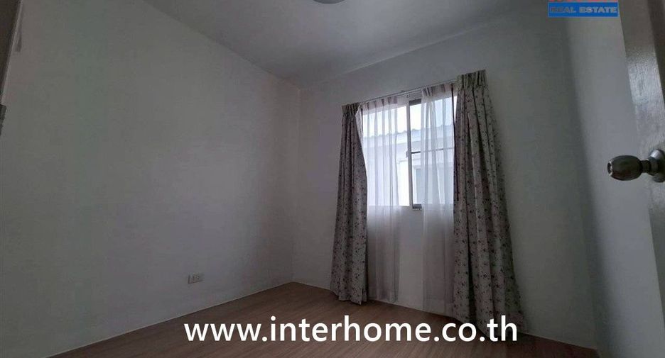 Reihenhaus zum Kauf mit 3 Zimmer in Bang Bua Thong, Nonthaburi