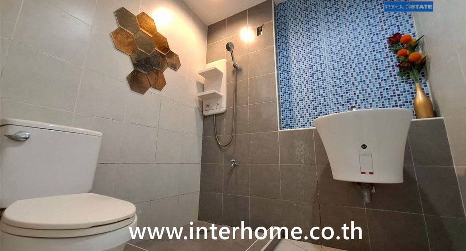 Reihenhaus zum Kauf mit 3 Zimmer in Bang Bua Thong, Nonthaburi
