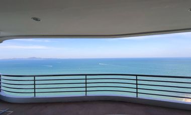 Casa en alquiler de 4 habitaciones en Bang Lamung, Chonburi