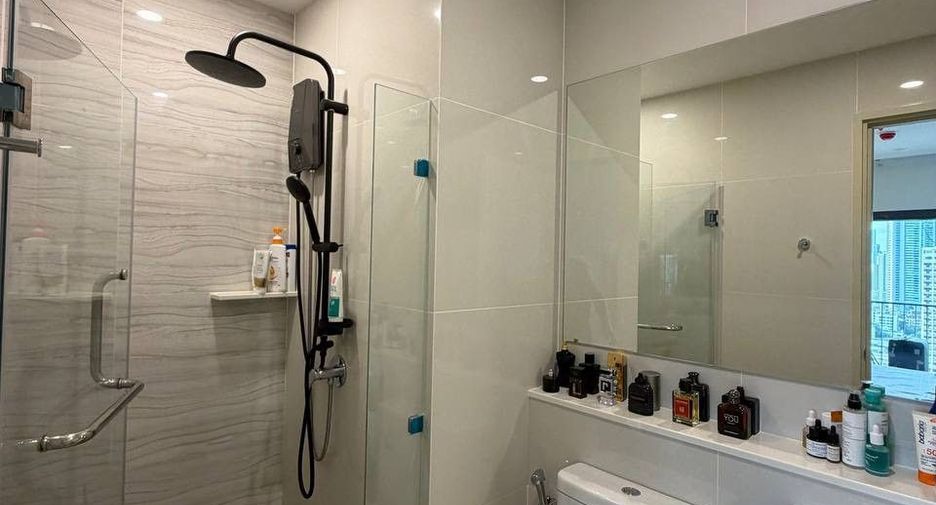 For rent and for sale 1 bed condo 
