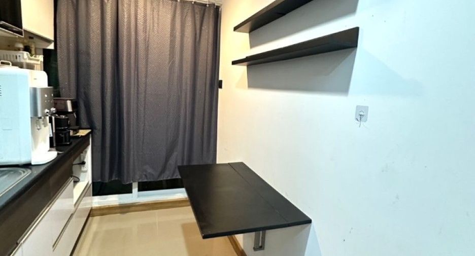 À vendre 1 chambre condo à Huai Khwang, Bangkok