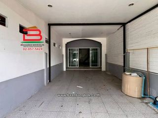 For sale 2 bedrooms townhouse in Sai Noi, Nonthaburi