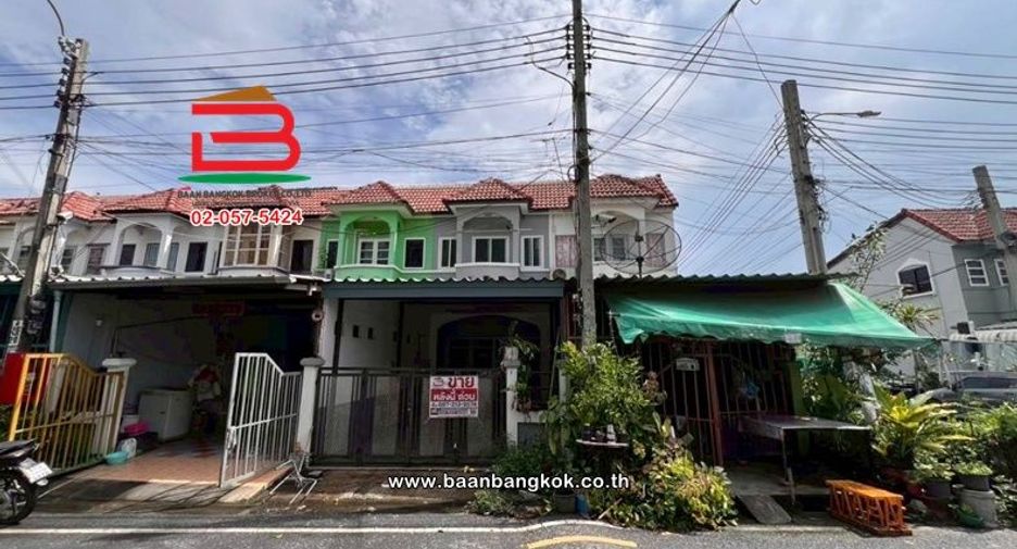 For sale 2 bedrooms townhouse in Sai Noi, Nonthaburi