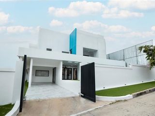 For rent 5 ベッドルーム villa in Bang Lamung, Chonburi