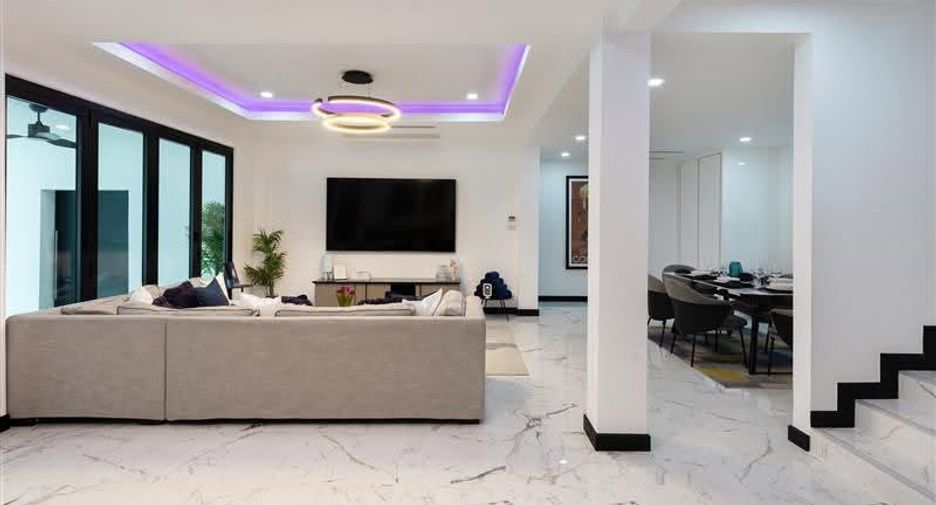 For rent 5 ベッドルーム villa in Jomtien, Pattaya