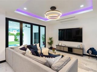 For rent 5 ベッドルーム villa in Bang Lamung, Chonburi