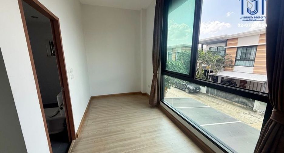 Casa en venta de 3 habitaciones en Khlong Luang, Pathum Thani