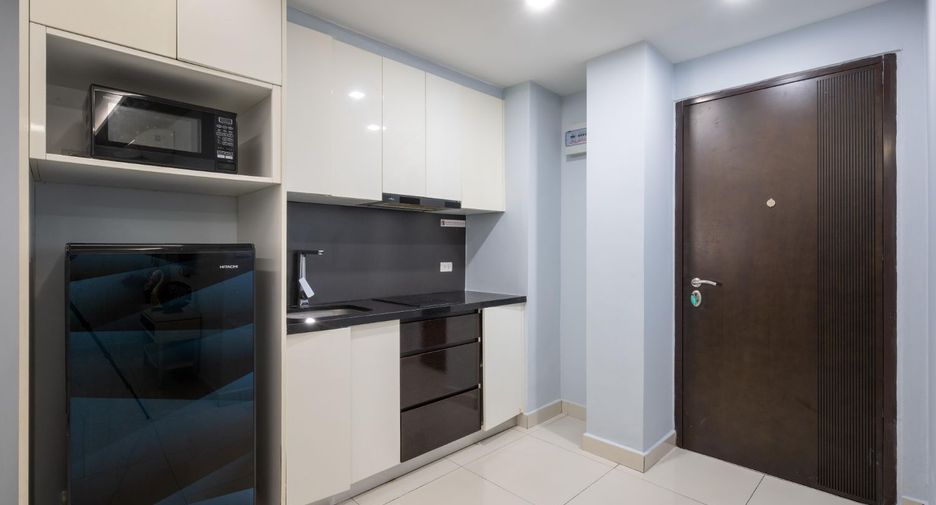Wohnung zur Miete und zum Kauf mit 1 Zimmer in Bang Lamung, Chonburi