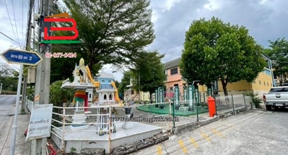 Продажа 3 спальни таунхаус в Bang Phli, Самутпракан