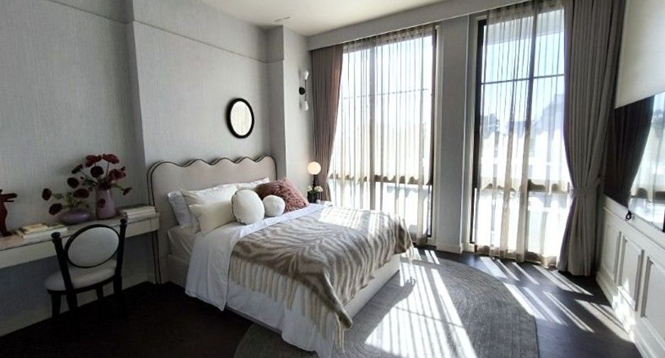 For sale 5 bedrooms house in Suan Luang, Bangkok