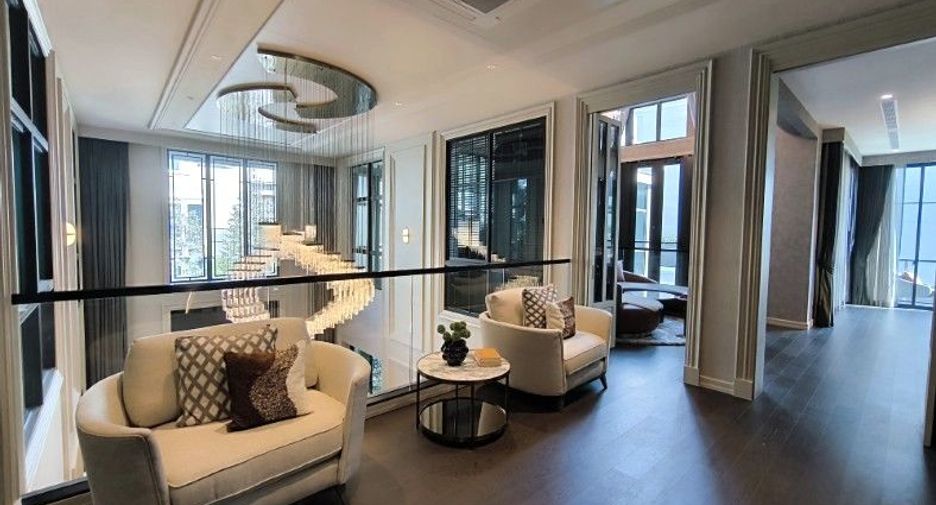For sale 5 bedrooms house in Suan Luang, Bangkok