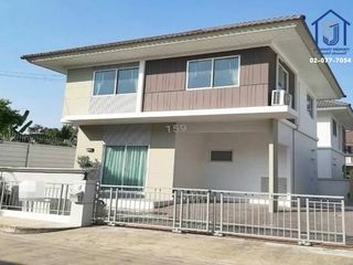 Casa en venta de 3 habitaciones en Mueang Nonthaburi, Nonthaburi
