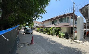出售 土地 在 Suan Luang, 曼谷